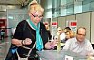 6 günde 430 bin 758 gurbetçi seçmen oy kullandı