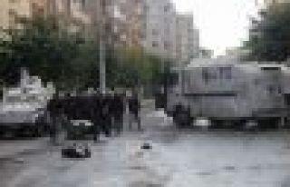 6 kentte Kobani gözaltıları