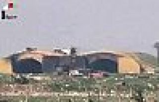 ABD'nin vurduğu üsten kalkan Suriye uçakları operasyona...