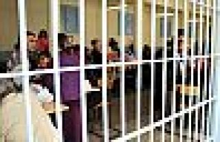 Adalet Bakanı Gül: Cezaevlerindeki görüşler iki...