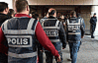 Adana merkezli 12 ilde 'paralel yapı' operasyonu:...