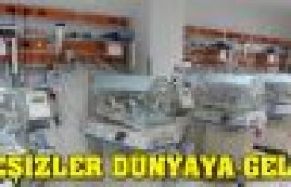 Ağrılı çift beşiz bebek sahibi oldu