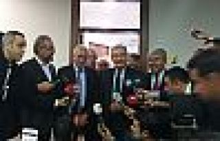 Ahmet Türk Meclis'te Baykal'la görüştü