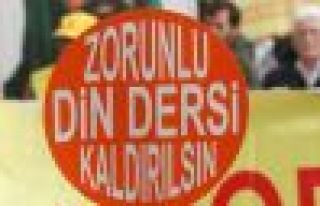 AİHM'den Türkiye'ye: Zorunlu din dersi olmaz