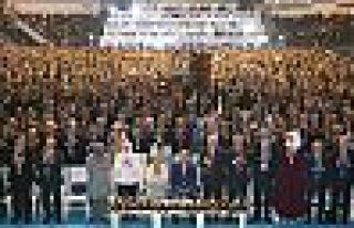 AK Parti'de 2. Erdoğan dönemi başladı