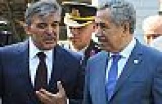 AK Parti'den Gül ve Arınç hamlesi