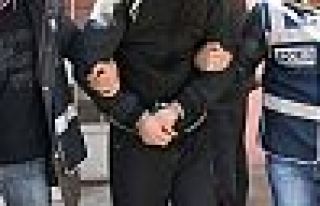 Akademisyen ve eğitimcilere büyük gözaltı