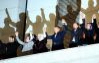 AKP seçimlerden zaferle mi çıktı