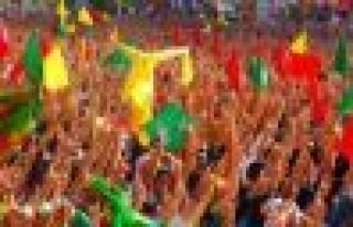 Akpazar AKP'den BDP'ye geçti