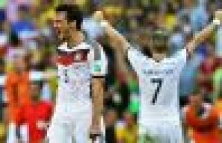 Almanya, 4. kez üst üste yarı finalde