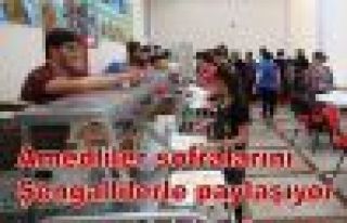 Amedliler sofralarını Şengallilerle paylaşıyor