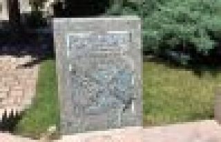 Ankara'daki Madımak anıtına saldırı