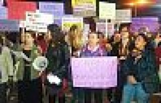 Antalya Kadın Platformu, kadına şiddete 'hayır'...