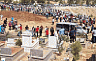 Antep Katliamı nedeniyle DTK'nın çağrısıyla...