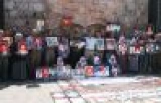 Askerler katletti, cenazesini kayalıklardan attı