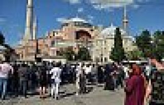 Ayasofya'nın açılışına HDP, TİP ve DBP'ye davetiye...