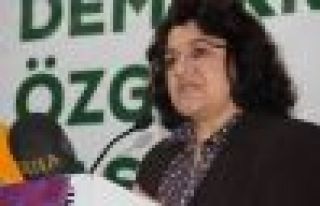 Ayna 'siyasi' dedi, Sabah gazetesi 'silahlı' yazdı