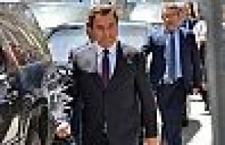 Babacan ekibi parti başvurusunu yaptı