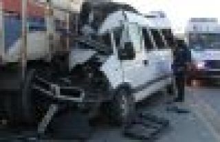 Bahçeşehir'de feci kaza: 3 ölü, 6 yaralı