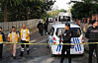 Bakırköy'de 3 kişi ölü bulundu: Yine siyanür