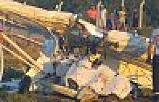 Balıkesir'de eğitim uçağı düştü: 2 ölü