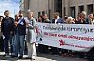 Barış isteyen dört akademisyenin duruşması görüldü