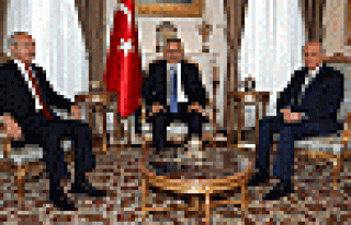 Başbakan Yıldırım, CHP ve MHP liderleriyle bir...