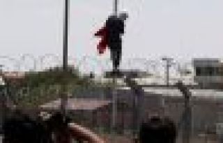 Bayrak İndirmeye 13 Yıl 9 Ay Hapis