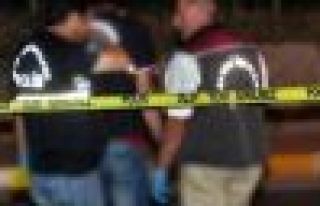 Bebeğinin başını koparıp buzdolabında sakladı