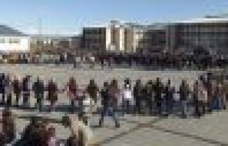 Bingöl Üniversitesi'nde 10 öğrenciye Newroz cezası