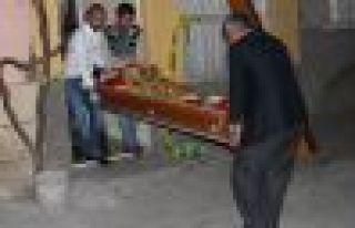 Boğazı kesilerek öldürüldü!