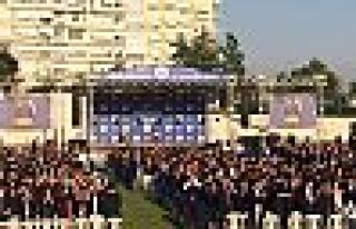 Boğaziçililer rektöre sırtını döndü!