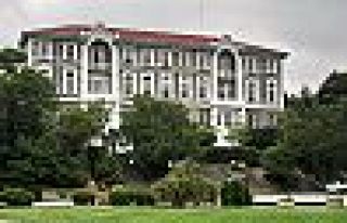 Boğaziçililer soruyor: Kütüphanede polisle bilim...