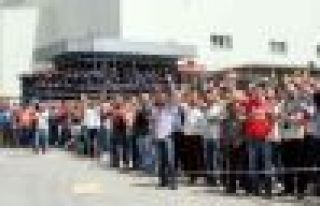 Bursa'da direnen işçilere 'terör' soruşturması