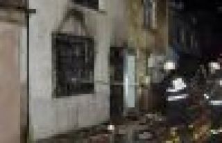Bursa'da yangın: 2 ölü, 1 yaralı
