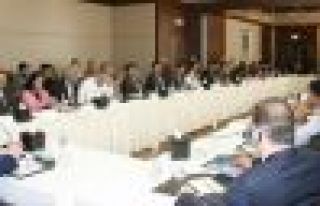 Çetin: '‘İmralı-Kandil arası hat kurulması...