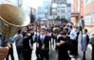 CHP: Okulların açılış tarihi yeniden görüşülsün