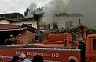 Çorum'da yangın: 4'ü çocuk 5 ölü