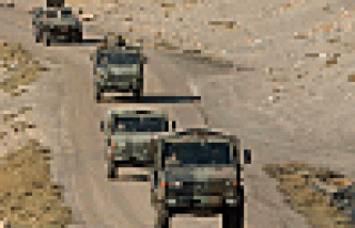 Çukurca'da 4 ayrı askeri üs bölgesine eş zamanlı...