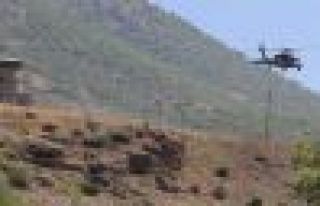 Çukurca'da üs bölgesine havanlı saldırı