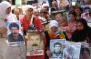 Cumartesi Anneleri Mehmet Ertak’ın akıbetini sordu