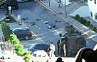 Darbe mağdurları ile darbeciler aynı otobüse!