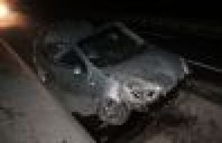 Dargeçit'te park halindeki araç ateşe verildi