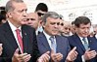 Ahmet Davutoğlu'nun ekibinden yeni parti çıkışı