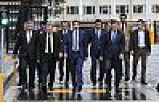Davutoğlu'nun 'Gelecek Partisi'nin kurucuları