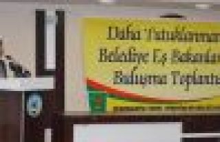 Demirtaş: 20 belediye eş başkanımız tutuklandı