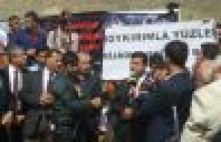 Demirtaş: Bırakın önce taziyemizi kurup yasımızı...