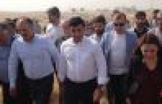 Demirtaş: Cizre halkını ölüme terk edemeyiz,...