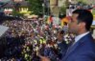 Demirtaş Siirt'te konuştu: Şimdi önümüzde bir...