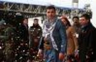 Demirtaş: Suikast tehditleri var, ama Allah'tan başka...